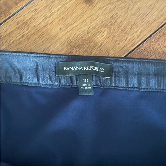 Banana Republic Blue Skirt - Picture 2 of 3